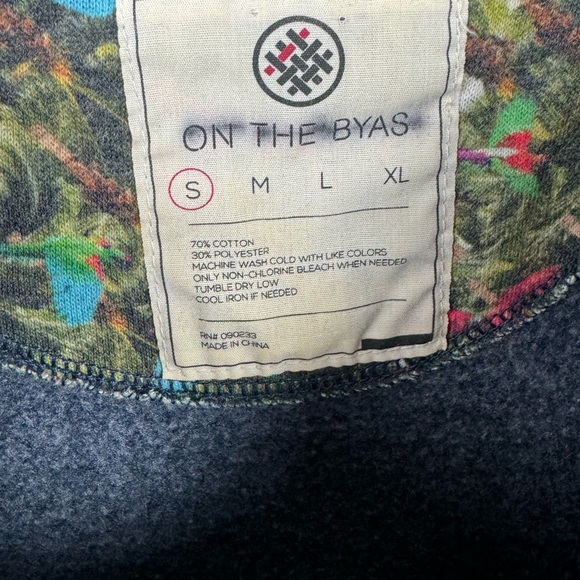 On The Byas Crewneck - Picture 4 of 4